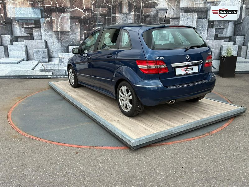 Mercedes-Benz Třídy B (2009) 180 CDi, 2.0D, 80KW,VYHŘ. SED. - fotka 8 z 21