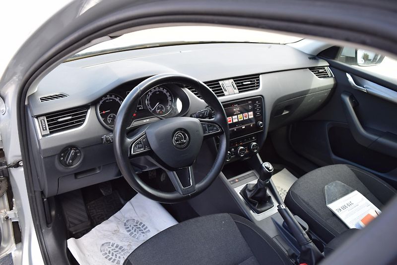 Škoda Octavia (2020) 2.0TDI 110kw SOLEIL FULL LED  - fotka 22 z 47