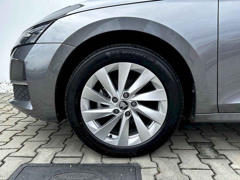 Škoda Octavia (2025) Combi 2.0 TDI 110kW DSG Top Se - fotka 33 z 35