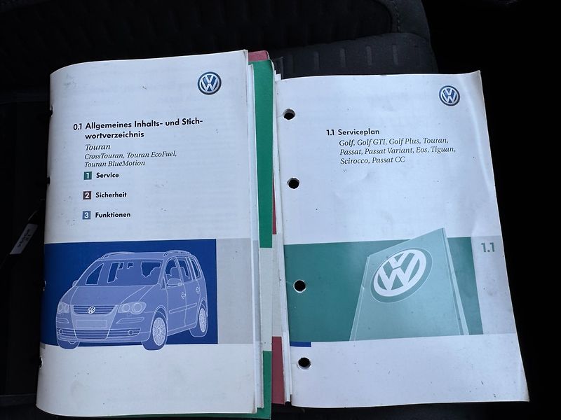 Volkswagen Touran (2008) 1.9 TDi, DUAL KLIMA, TAŽNÉ - fotka 26 z 33