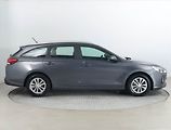 Hyundai i30 (2017) Trikolor 1.0 T-GDI, Serv.kniha - náhled 6