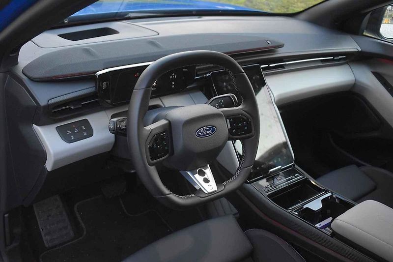 Ford Capri má dostatečný dojezd na to, aby nemusel sloužit jen ve městě