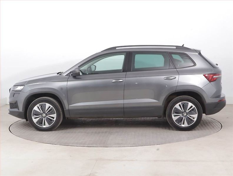 Škoda Karoq (2024) Ambition 1.5 TSI - fotka 3 z 21