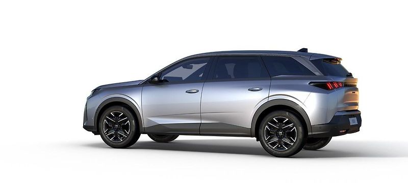 Peugeot 5008 (2026) ALLURE Hybrid 145 e-DCS6 - fotka 4 z 9
