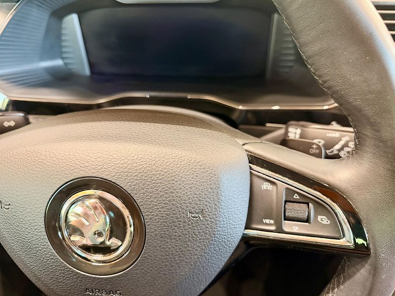 Škoda Superb iV 1.4 TSi 160 Kw PHEV L&K - fotka 17 z 33