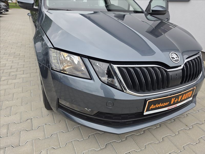 Škoda Octavia 1,4TSi 110KW Ambition 92TKM - fotka 35 z 39