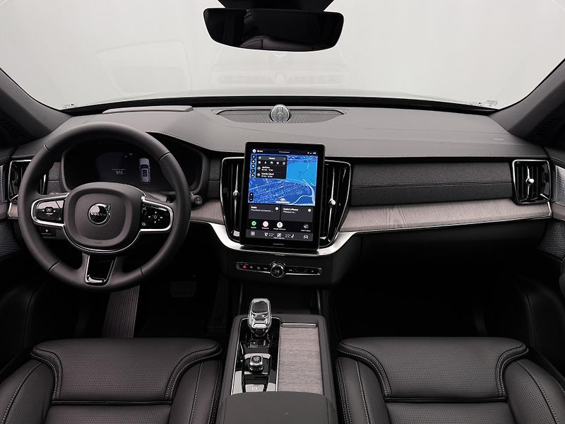Volvo XC90 (2026) T8 AWD RECHARGE DARK PLUS 7m - fotka 2 z 27