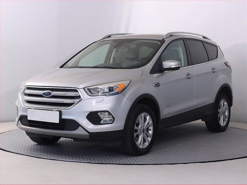 Ford Kuga (2016) 2.0 TDCi, 4X4, Automat, Kůže - fotka 2 z 21