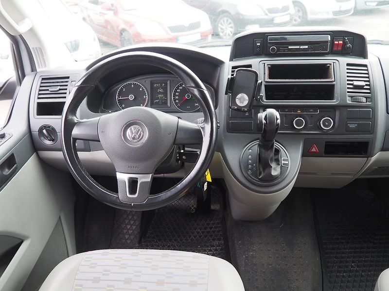 Volkswagen Transporter (2011) 2.0 TDI, 132 kW, Obytné - fotka 19 z 30