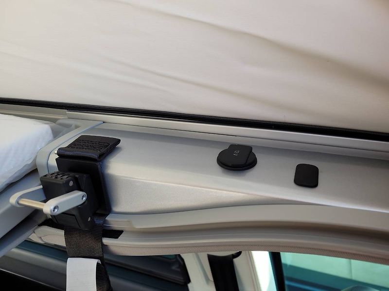 Volkswagen California (2024) Beach Tour 2.0 TDI DSG 7míst - fotka 41 z 64