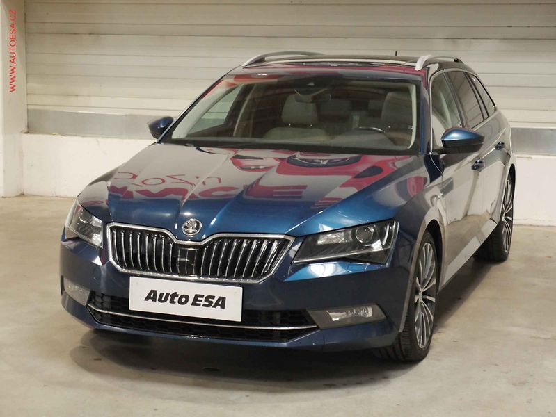 Škoda Superb (2016) 2.0 TSi 4x4, L&K, DSG, navi - fotka 3 z 23