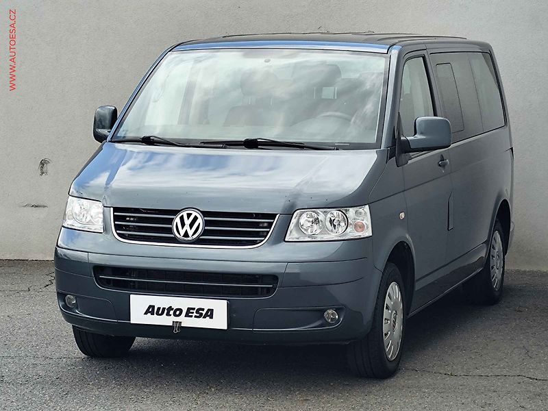 Volkswagen Caravelle (2008) 2.5TDi 8míst, AC, TZ, park - fotka 3 z 21
