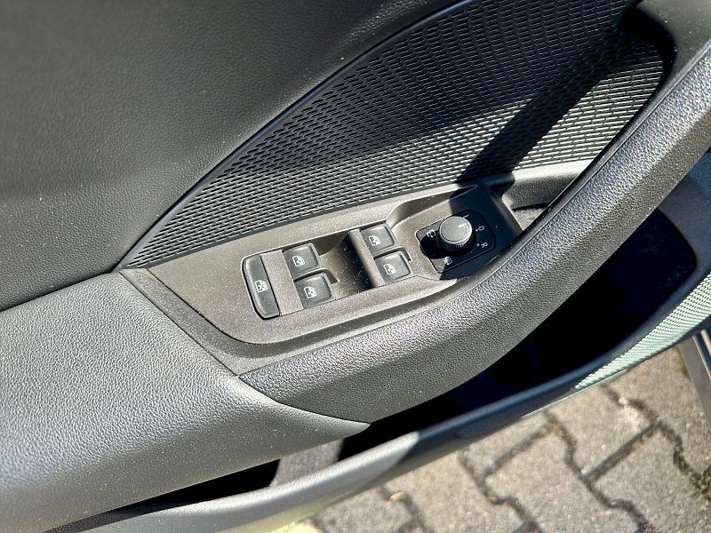 Fiat Grande Punto (2023) 2.0 TDI 85kW Drive Combi - fotka 8 z 23