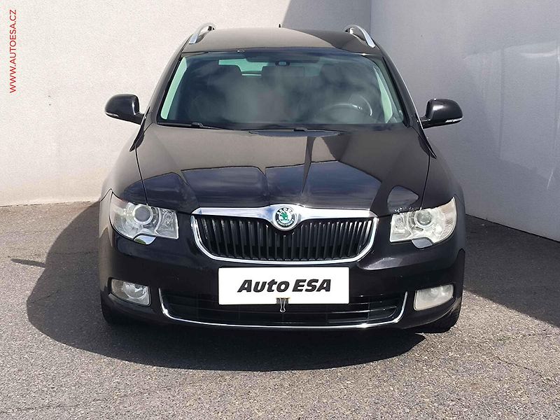 Škoda Superb (2010) 2.0 TSI, DSG, navi, bixen - fotka 2 z 20