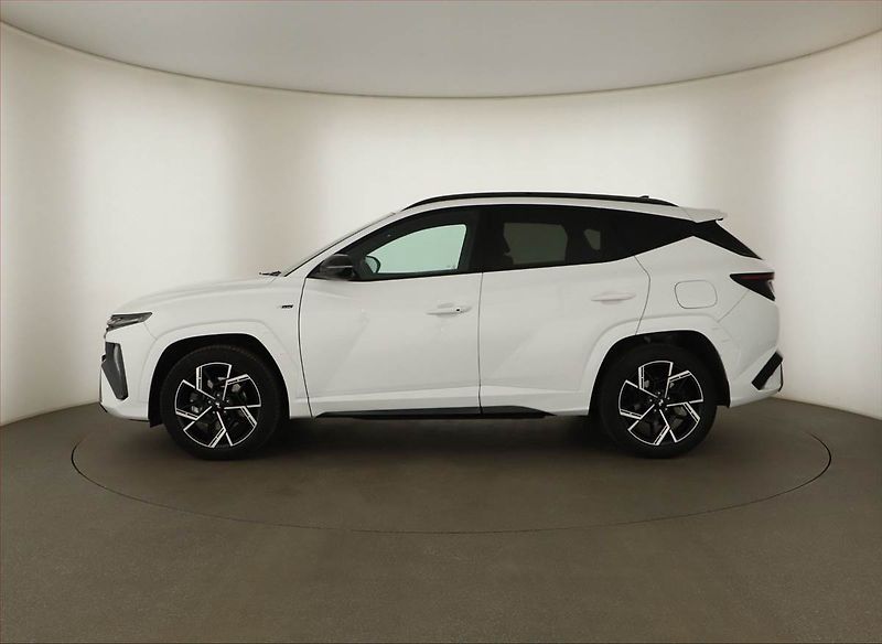 Hyundai Tucson (2025) 1.6 T-GDI, N-Line, FullLed - fotka 3 z 17