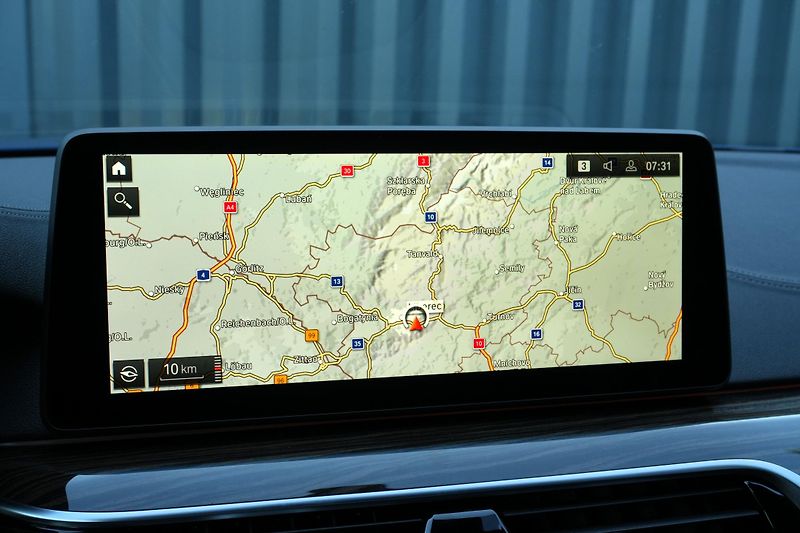 BMW Řada 5 540i xDrive, ČR, ACC, Harman - fotka 23 z 40