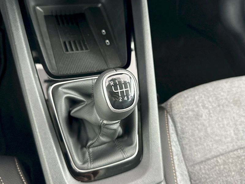 Škoda Octavia (2025) 1.5TSI 110kW Top Selection - fotka 22 z 30