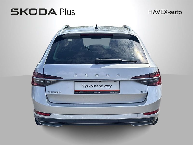 Škoda Superb (2023) Combi 2.0 TDI 4x4 DSG L&K - fotka 33 z 33