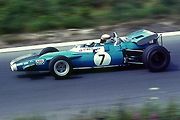 Jackie Stewart za volantem monopostu F1 Matra.