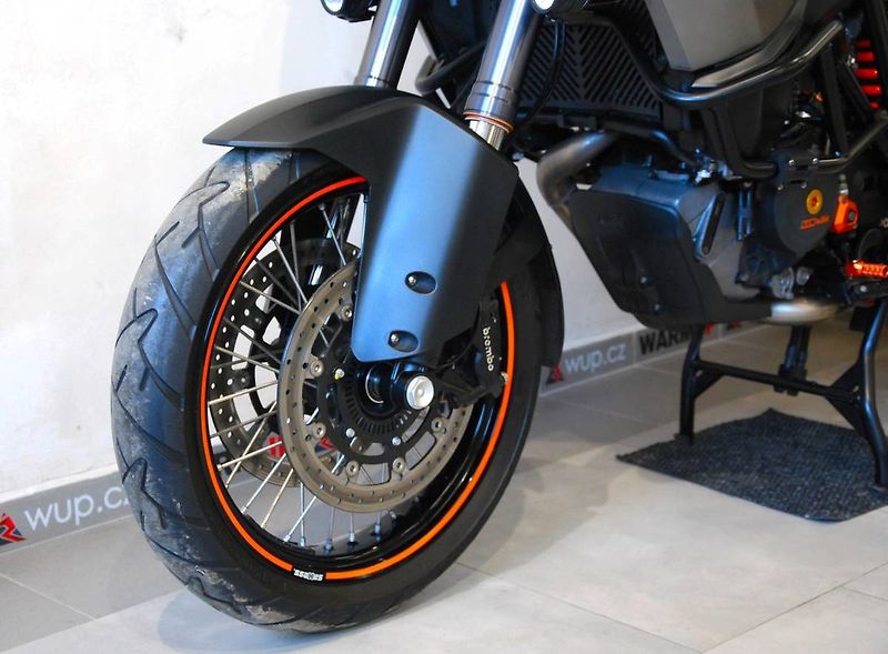 KTM 1190 Adventure (2014) hezký stav, serviska - fotka 16 z 20