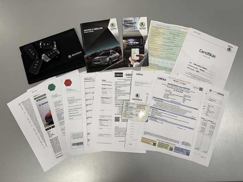 Škoda Superb 2.0TDI 4x4 DSG StylePlus - fotka 45 z 50