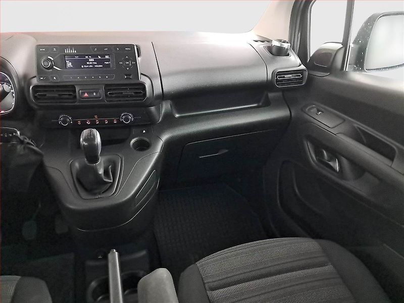 Opel Combo (2018) Enjoy 1.5 CDTI, 5Míst, ČR, DPH - fotka 8 z 18