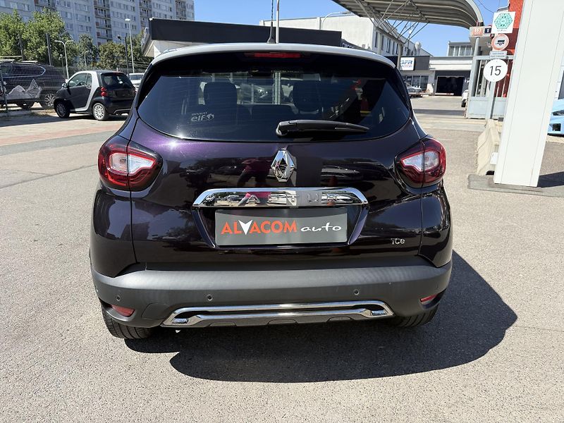 Renault Captur 1.2 TCe INITIALE PARIS  - fotka 7 z 32