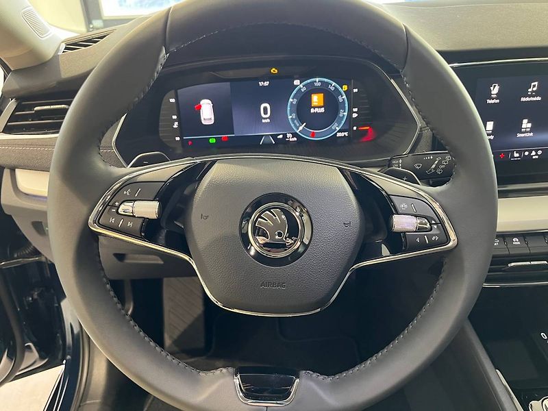 Škoda Octavia Combi Style 2,0TDI 110kW DSG/P - fotka 15 z 28