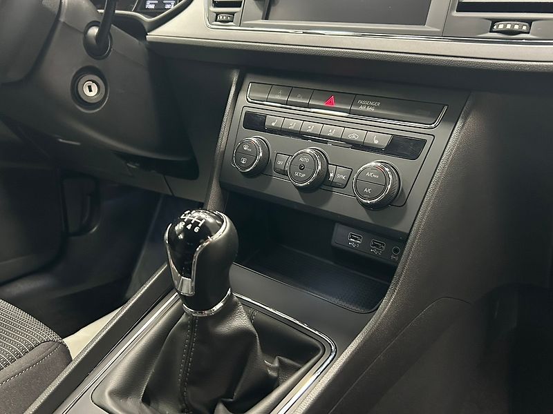 Seat Leon (2020) 1.5 TGI MAN 2020 | Záruka - fotka 26 z 50