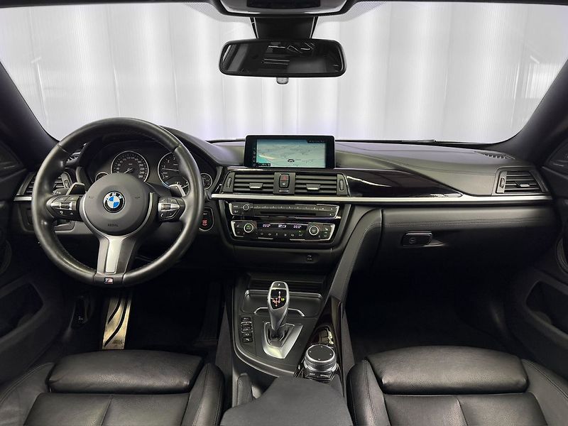 BMW Řada 4 i xDrive GC M-SPORT, EL. ŠÍBR, - fotka 10 z 33