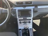 Volkswagen Passat (2012) 1.4 TSi, Trendline, +kola - náhled 12