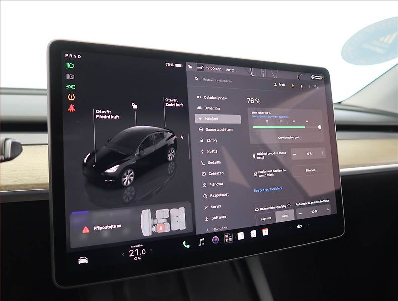 Tesla Model Y (2023) RWD LFP 60kWh, SoH 93% - fotka 25 z 32