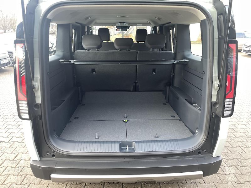 Kia PV5 (2026) 5P 4x2 PLUS 89 KW + 51,5 KWH - fotka 29 z 31