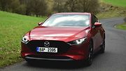 Mazdu 3 s novým motorem jsem zkoušel v Českém Středohoří