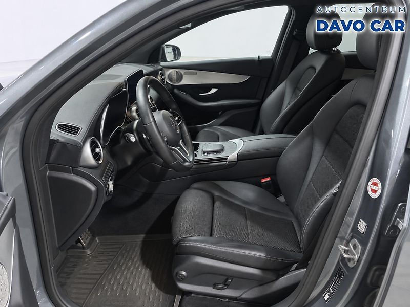 Mercedes-Benz GLC 2,0 220D 4Matic Coupe CZ - fotka 12 z 29
