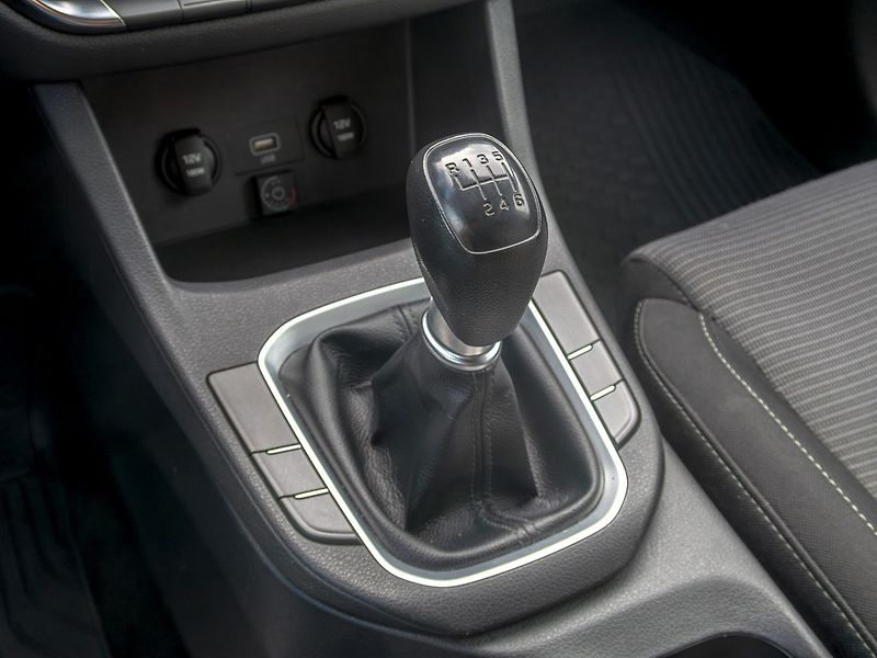 Hyundai i30 (2021) ČR 1.5i 81KW LPG - 1 majitel - fotka 23 z 51