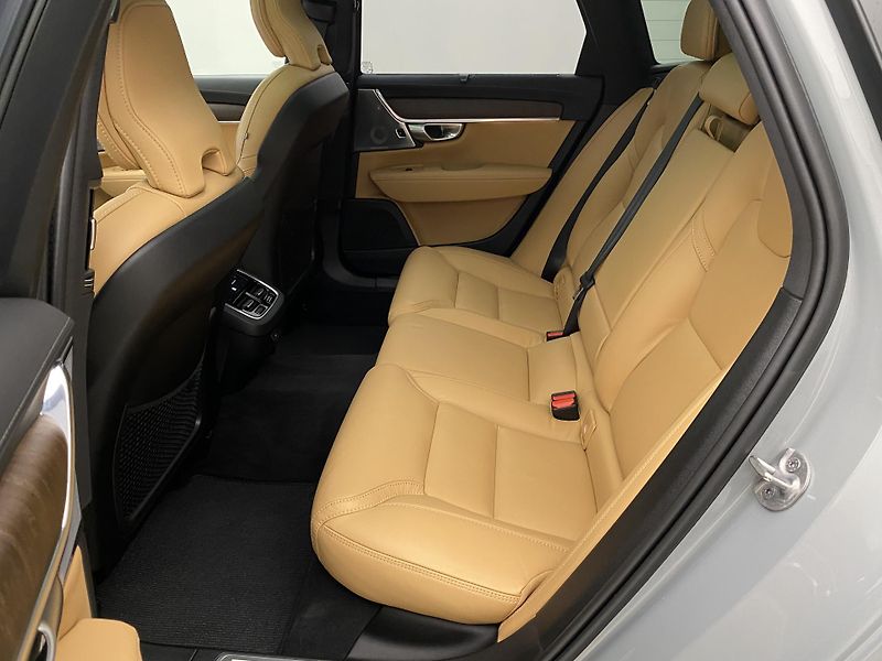 Volvo V90 CC B5 AWD ULTIMATE AUT  - fotka 5 z 66