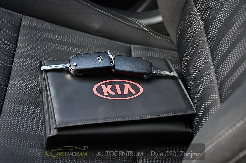 Kia Sportage 1,6CRDi   - fotka 30 z 38