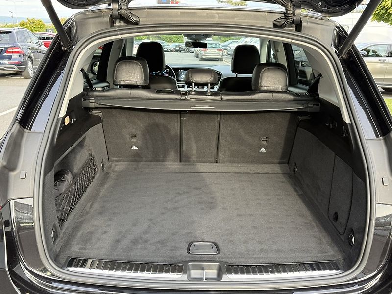 Mercedes-Benz GLE (2020) 350 d 4MATIC SUV - fotka 10 z 44