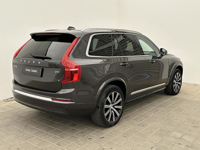 Volvo XC90 2.0 B5 4x4 PLUS Bright Vzduch - fotka 6 z 32
