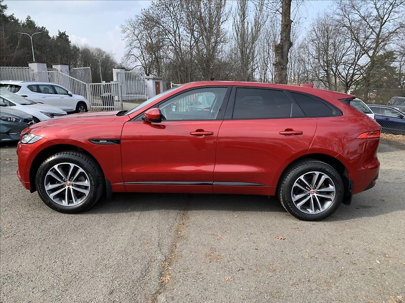Jaguar F-Pace (2016) 2,0 D KLIMA SERVISKA 4X4 - fotka 8 z 19