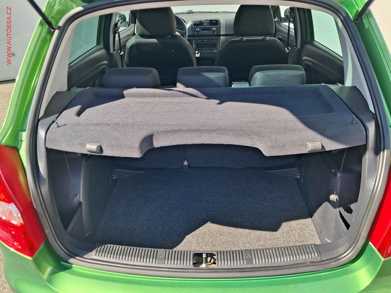 Škoda Fabia (2011) 1.2i, Family, +kola - fotka 7 z 18