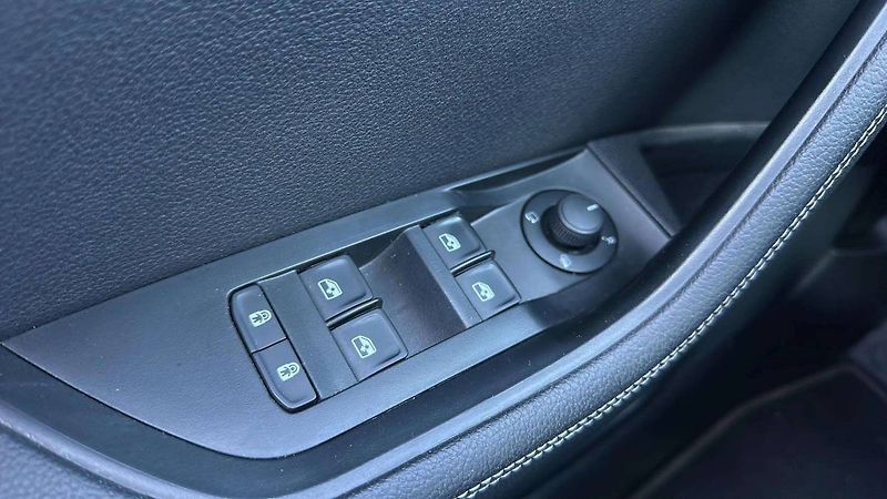 Škoda Superb Style 2,0TDI 110kW DSG/P6466 - fotka 18 z 28