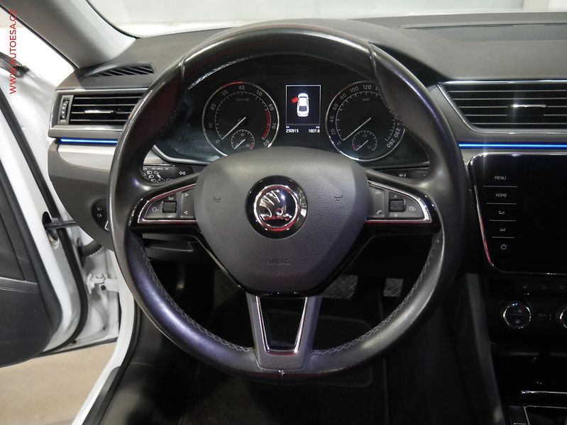 Škoda Superb (2016) 2.0 TSi 4x4, Style, DSG - fotka 14 z 22