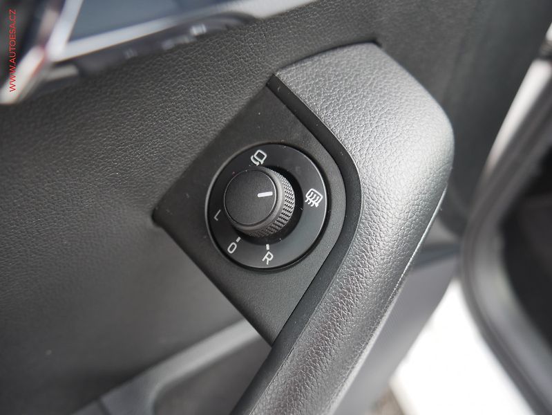 Škoda Octavia (2019) 2.0 TDi, RS, DSG, LED - fotka 19 z 26