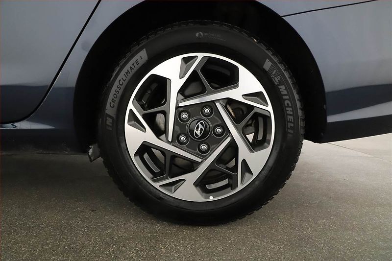 Hyundai i30 (2025) Style 1.0 T-GDI - fotka 20 z 20