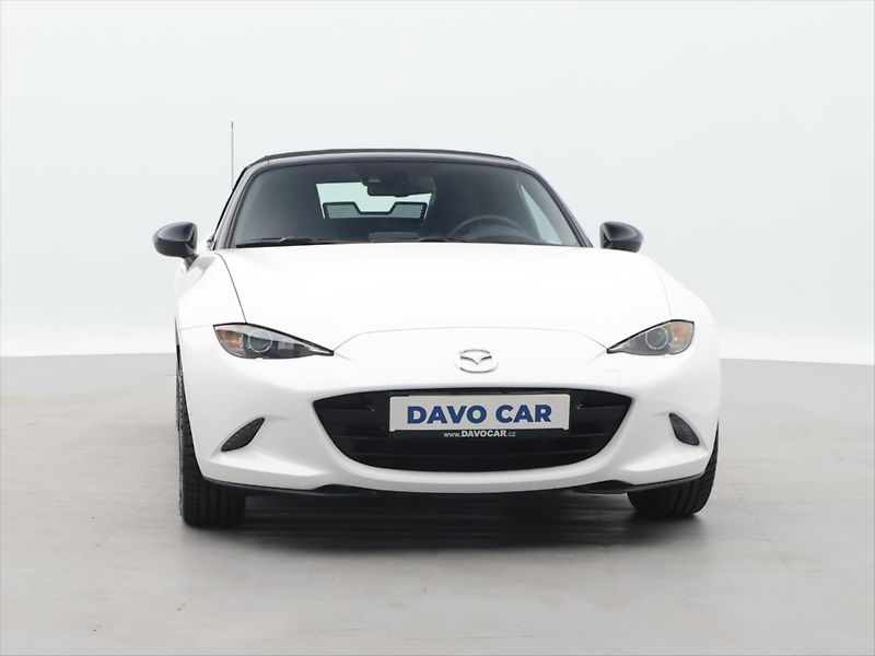 Mazda MX-5 2,0 Skyactiv-G160 118kW Revolu - fotka 2 z 35