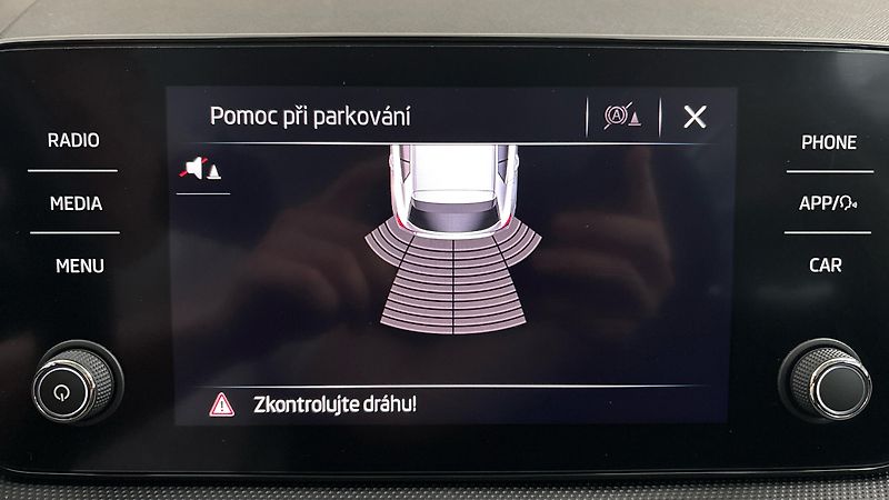 Škoda Fabia 1.0 TSI Style - fotka 12 z 22
