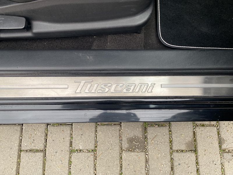 Hyundai Coupé (2007) 2.0i FX FULL, NAJETO 70TIS.KM! - fotka 32 z 42