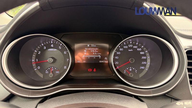 Kia Ceed 1.5 T-GDI SPIN - fotka 7 z 22